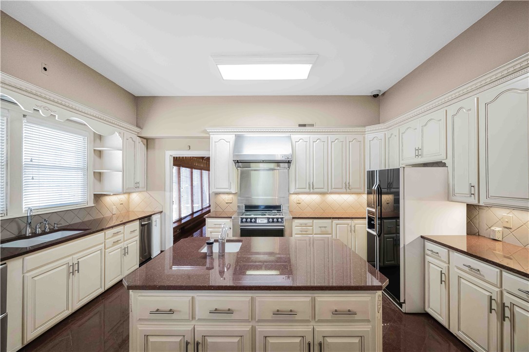 Free Ferry Heights - Residential