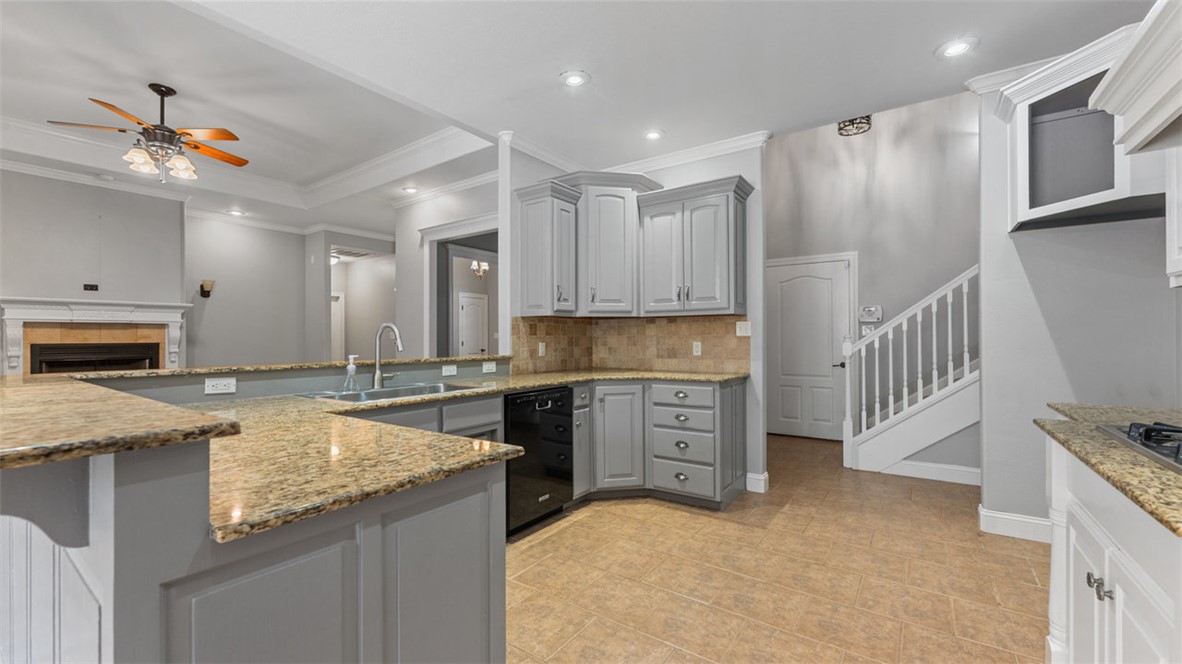 Tunbridge Wells Sub Bentonville - Residential Lease