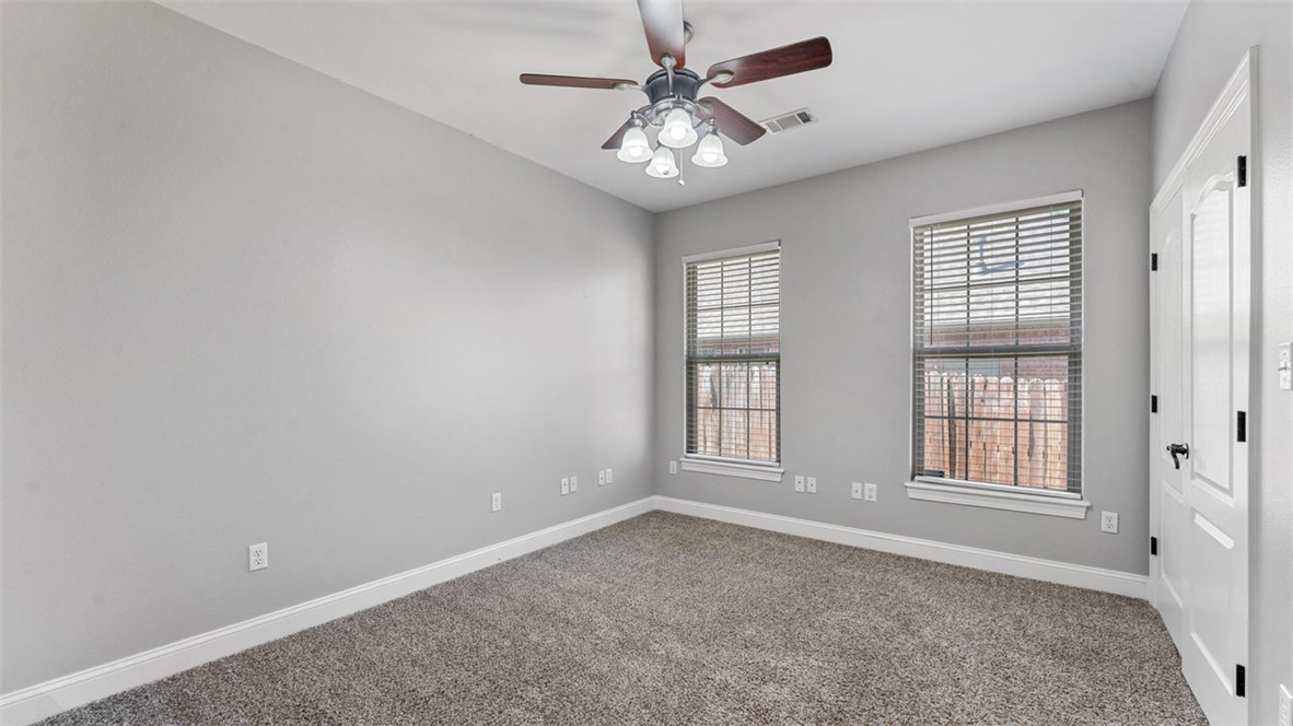 Tunbridge Wells Sub Bentonville - Residential Lease