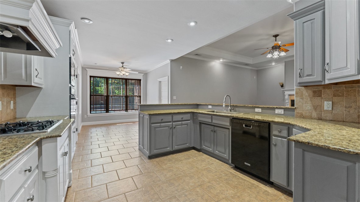 Tunbridge Wells Sub Bentonville - Residential Lease
