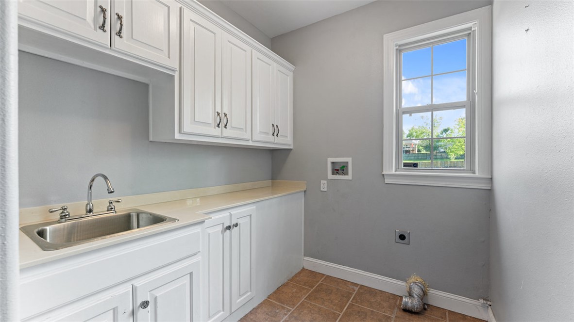 Tunbridge Wells Sub Bentonville - Residential Lease