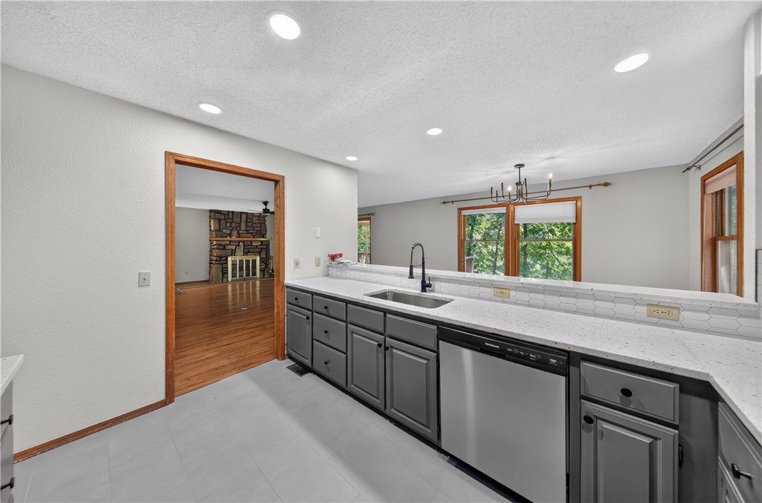 Brompton Courts Bvv - Residential Lease