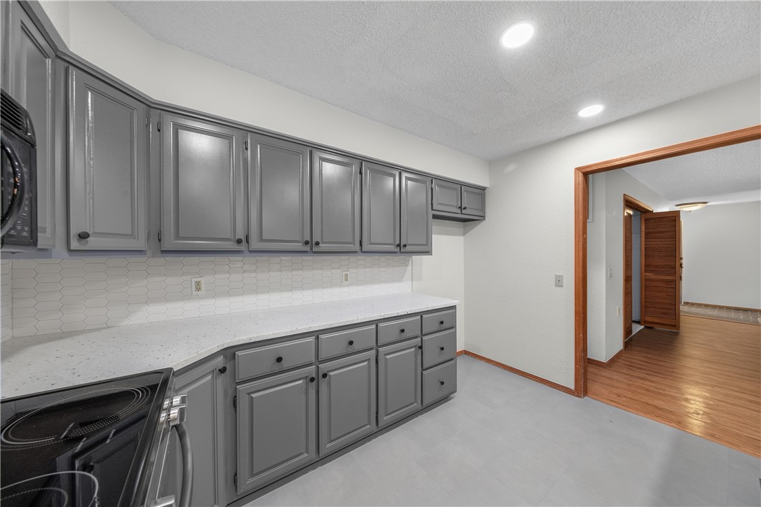 Brompton Courts Bvv - Residential Lease