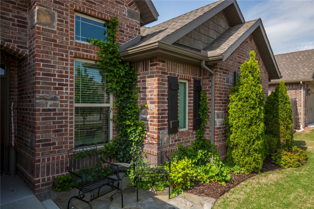 Iveys Ph I, The Rogers - Residential