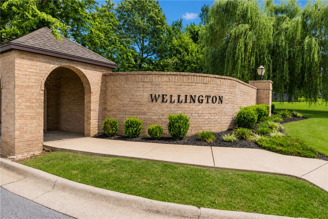 Wellington Heights Ph II Cave Spgs - Residential