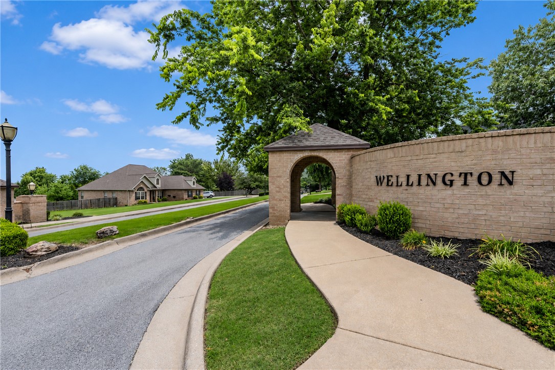Wellington Heights Ph II Cave Spgs - Residential