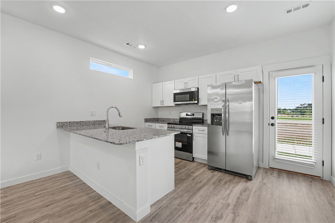 FEATHERSTON WEST SUB PH 1-CENTERTON - Residential