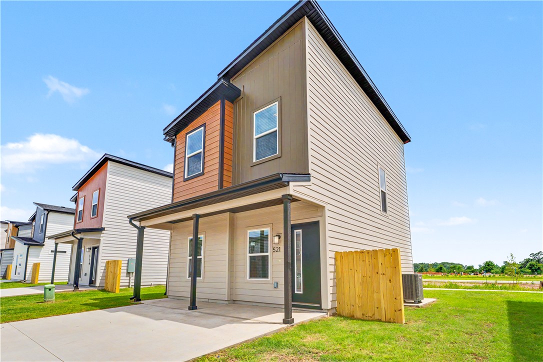FEATHERSTON WEST SUB PH 1-CENTERTON - Residential