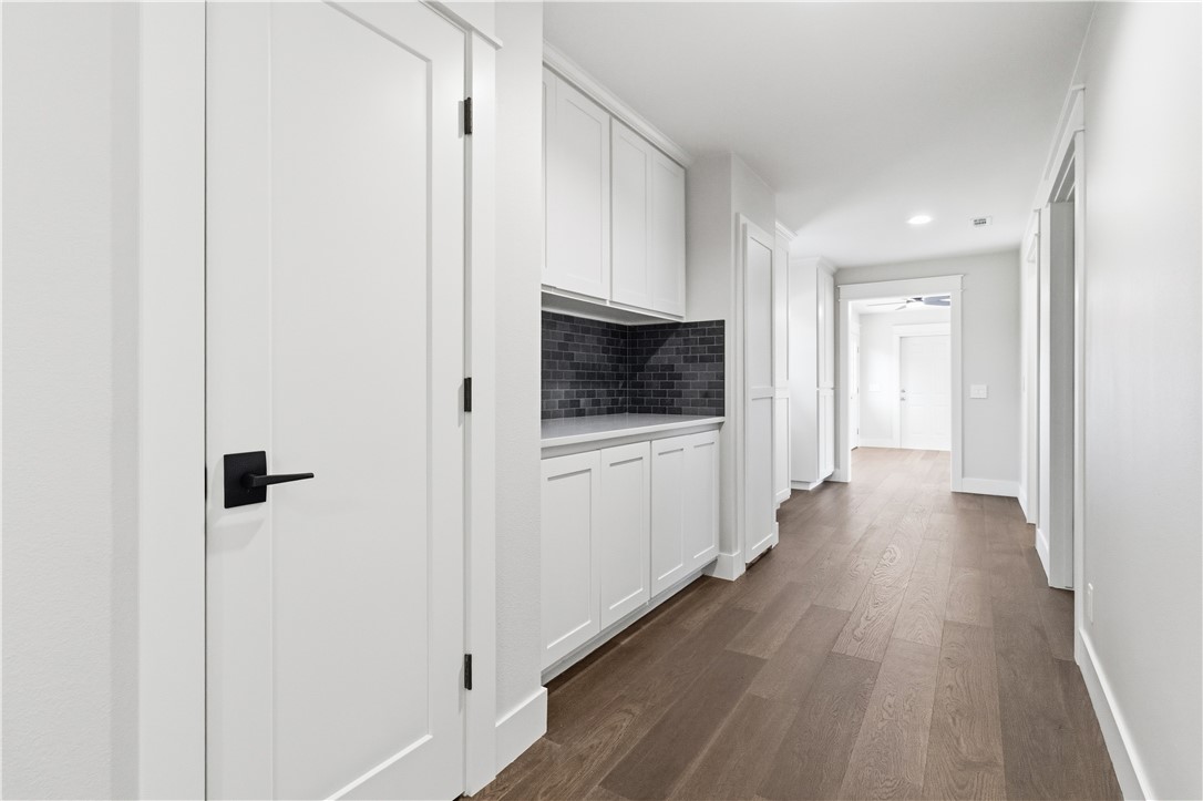 Oaks Manor Sub - Residential
