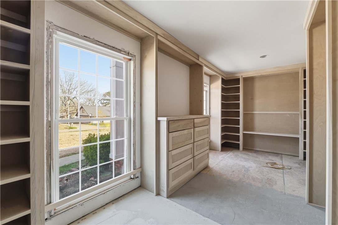 Oaks Manor Sub - Residential