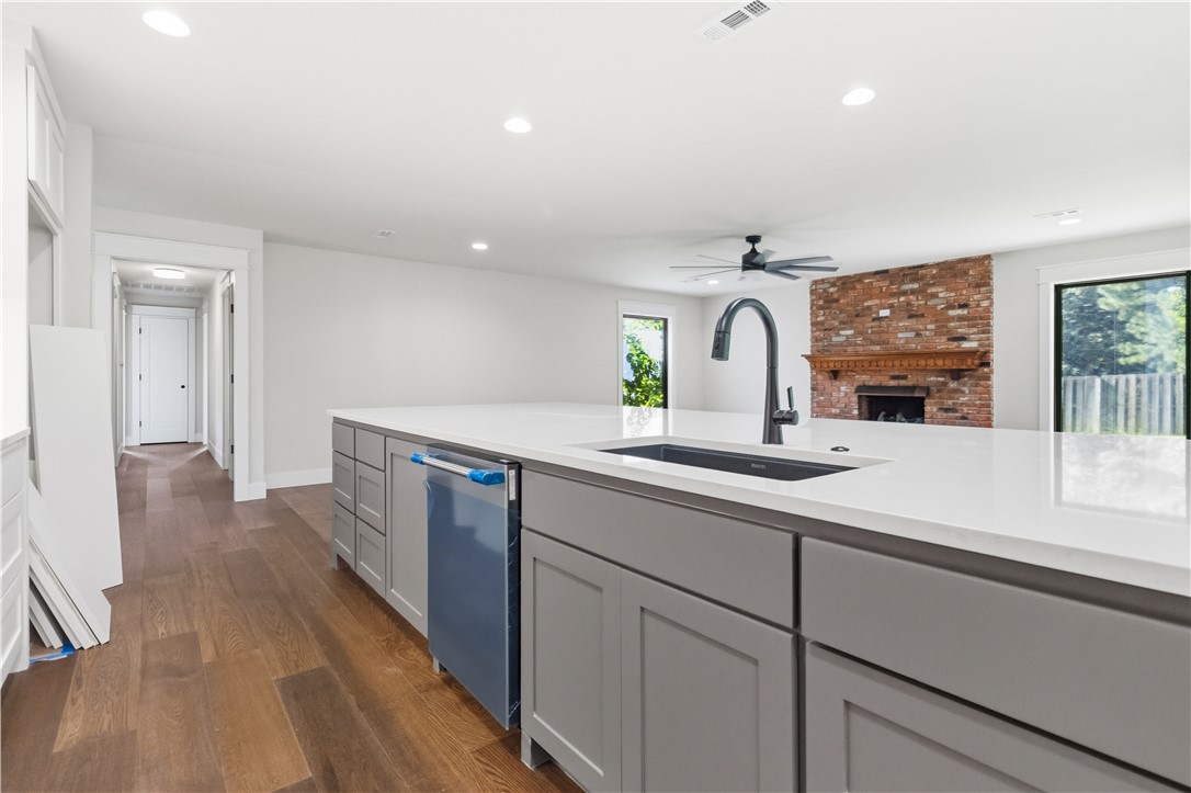 Oaks Manor Sub - Residential
