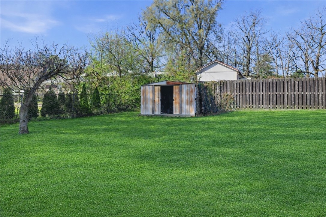 Oaks Manor Sub - Residential