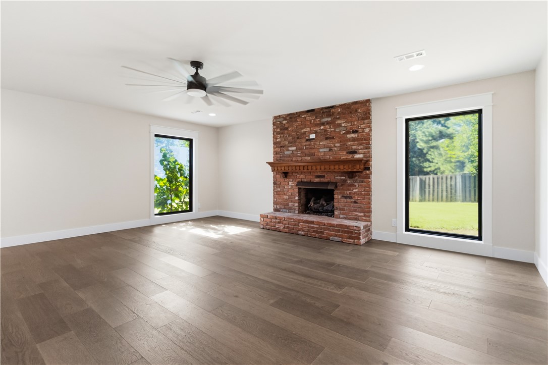 Oaks Manor Sub - Residential