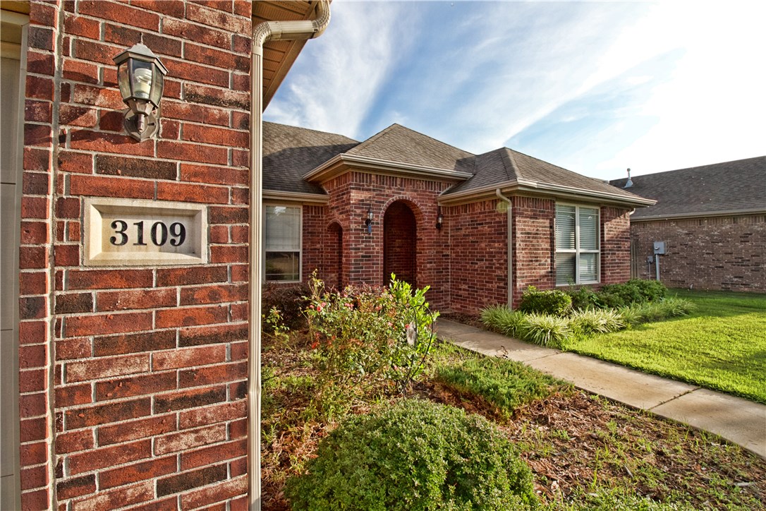 Briar Chase Sub Bentonville - Residential