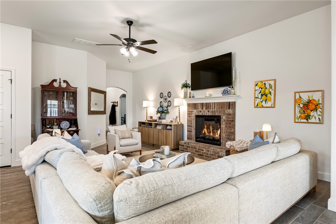 Avalon Sub Ph 1 Pea Ridge - Residential Lease