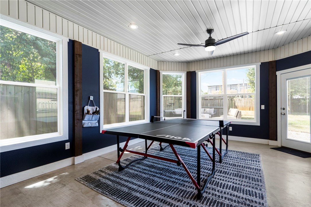 W A Burks Add Bentonville - Residential