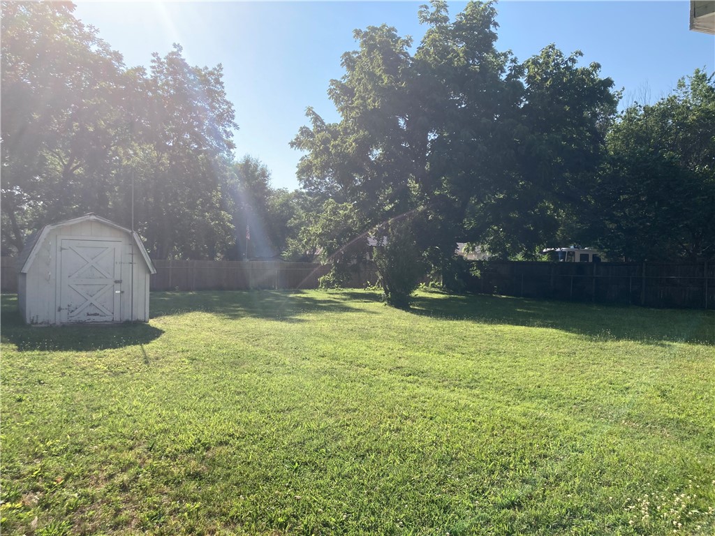 West End Add Rogers - Residential Lease