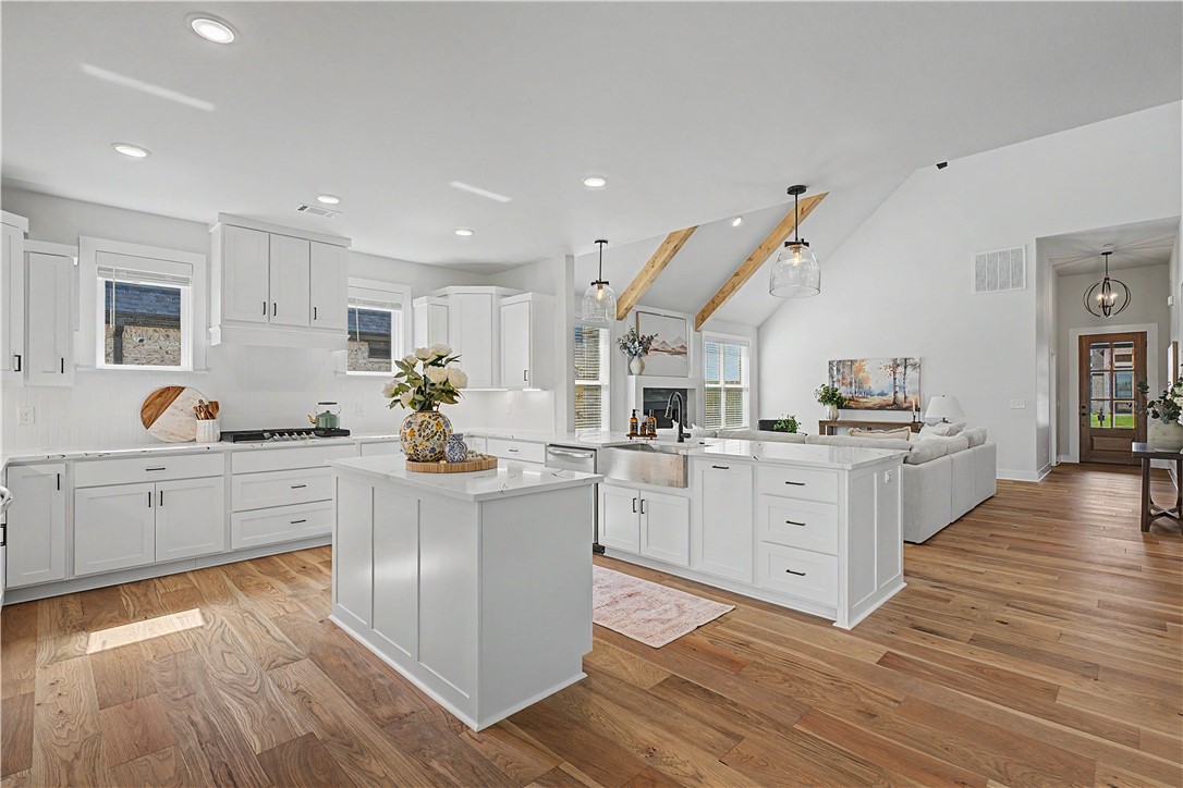 MAPLE ESTATES PH III-CENTERTON - Residential
