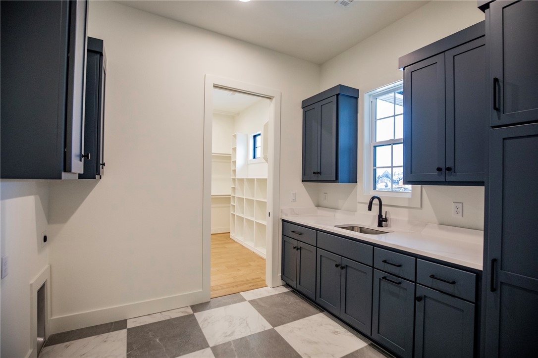 Aurora Heartbeat - Residential