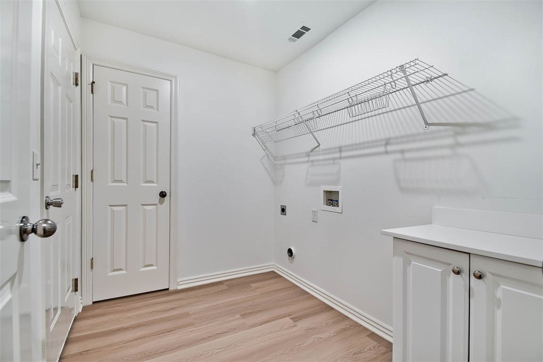 Carriage Square Sub Bentonville - Residential
