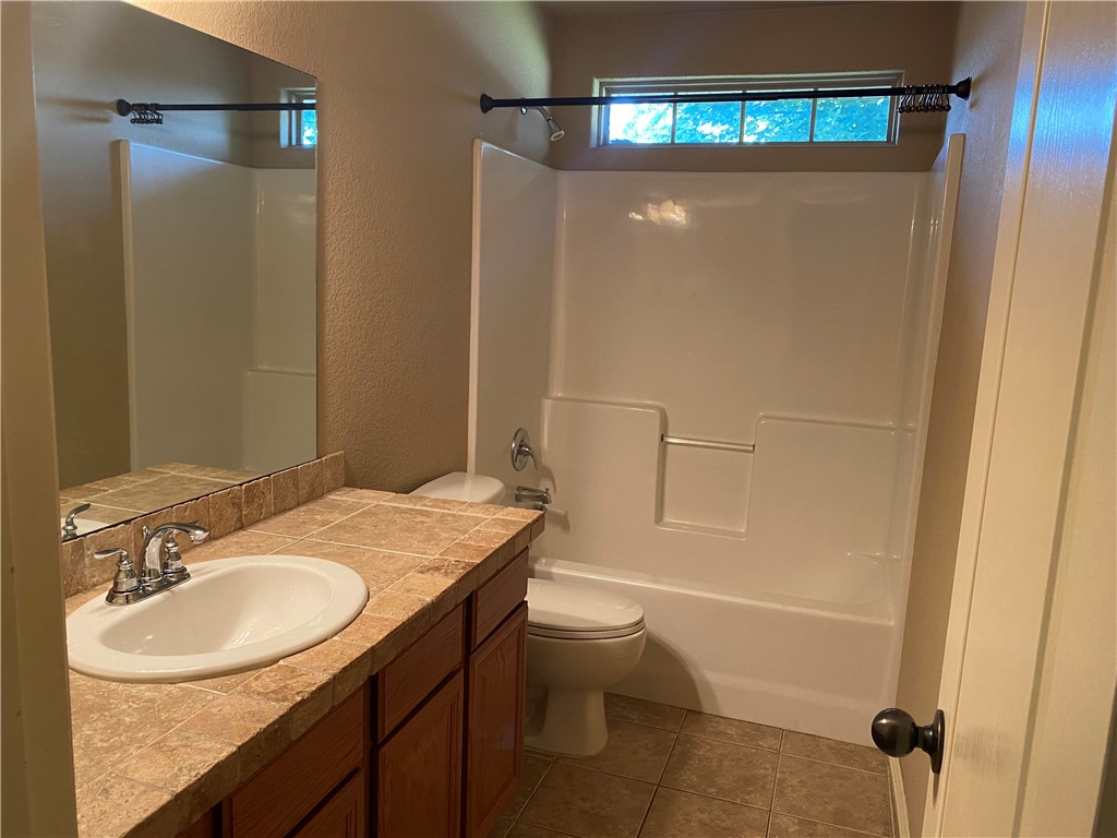 Clabber Creek Ph IV - Residential Lease