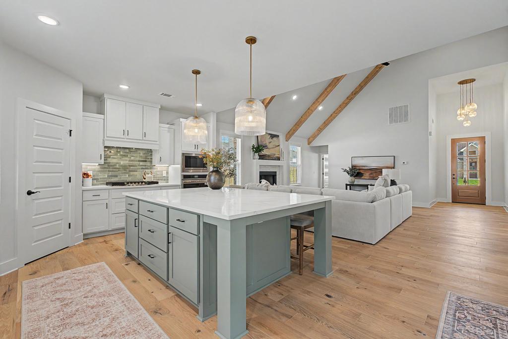 MAPLE ESTATES PH III-CENTERTON - Residential