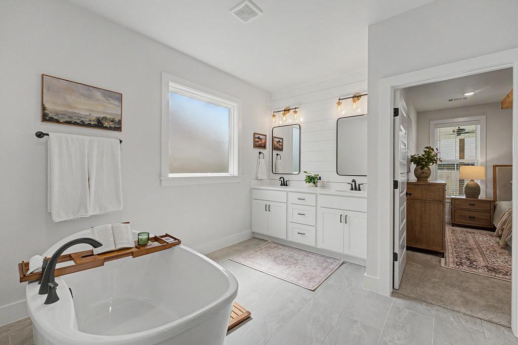 MAPLE ESTATES PH III-CENTERTON - Residential