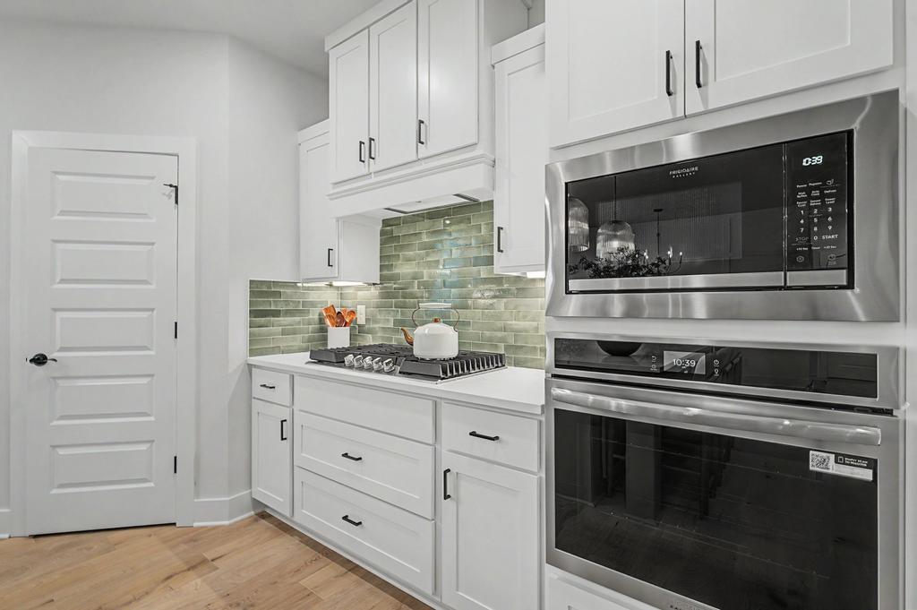 MAPLE ESTATES PH III-CENTERTON - Residential