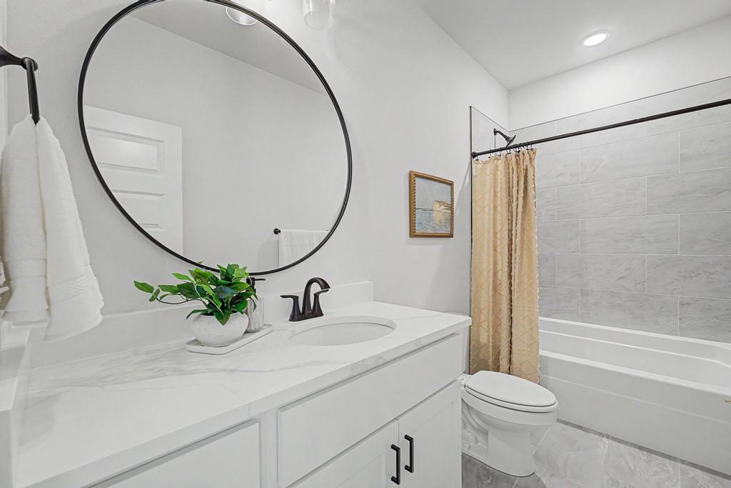 MAPLE ESTATES PH III-CENTERTON - Residential