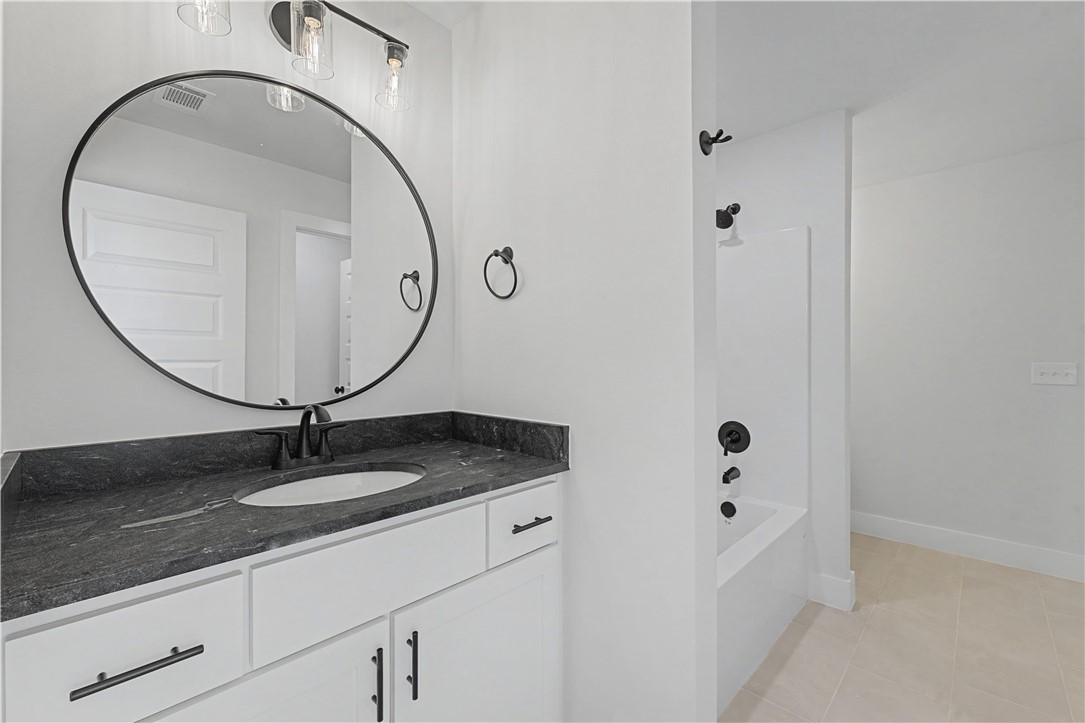 MAPLE ESTATES PH III-CENTERTON - Residential