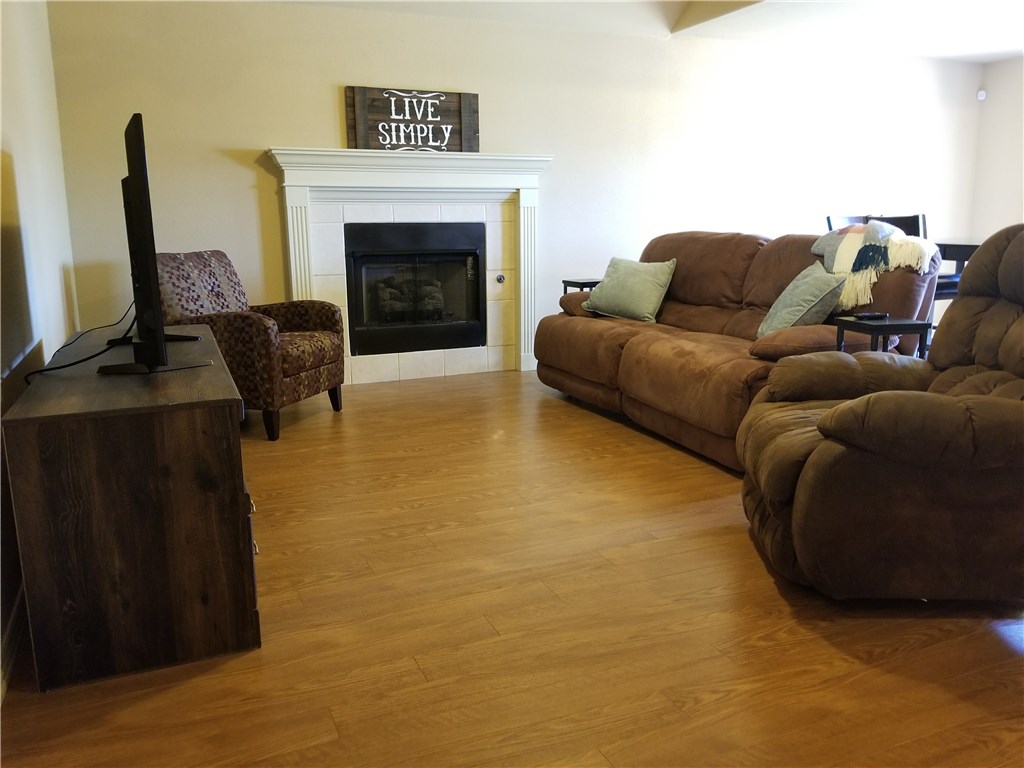Post Meadows Rogers - Residential