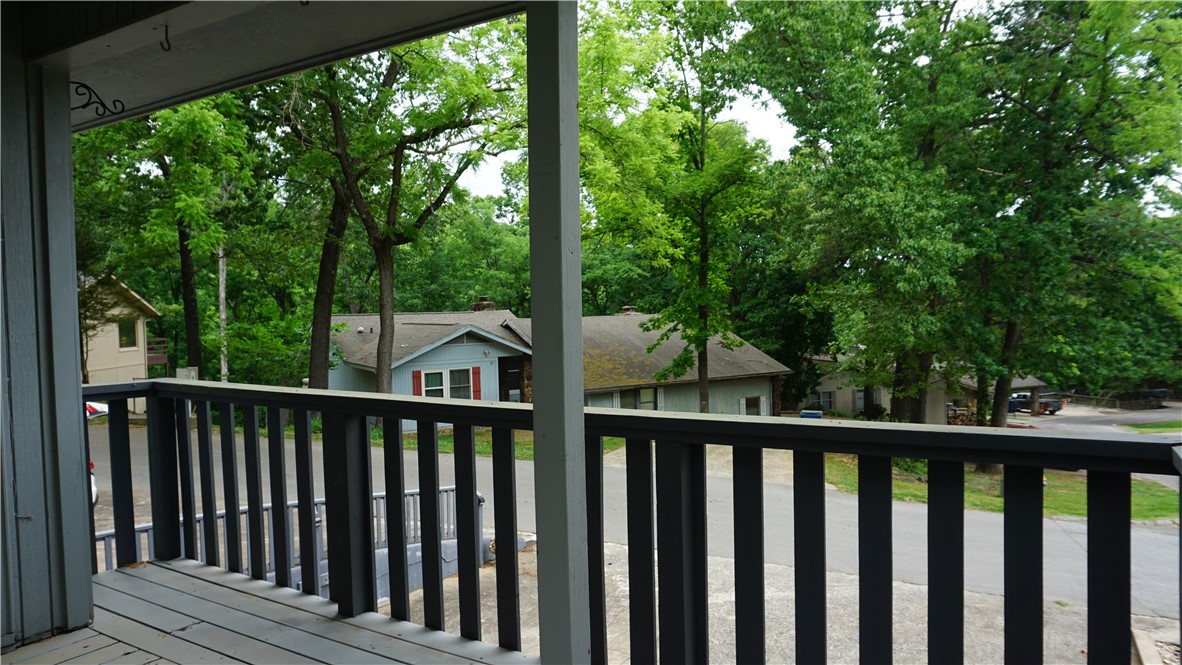 Townhouse Tct 3 A/K/A Drake Court Bvv - Residential