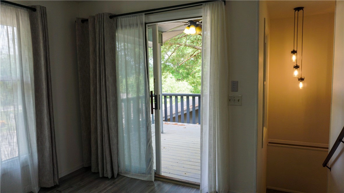 Townhouse Tct 3 A/K/A Drake Court Bvv - Residential