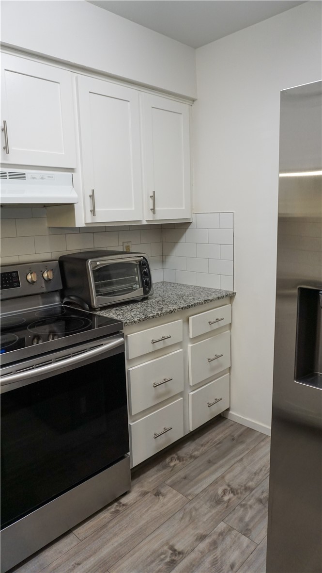 Townhouse Tct 3 A/K/A Drake Court Bvv - Residential