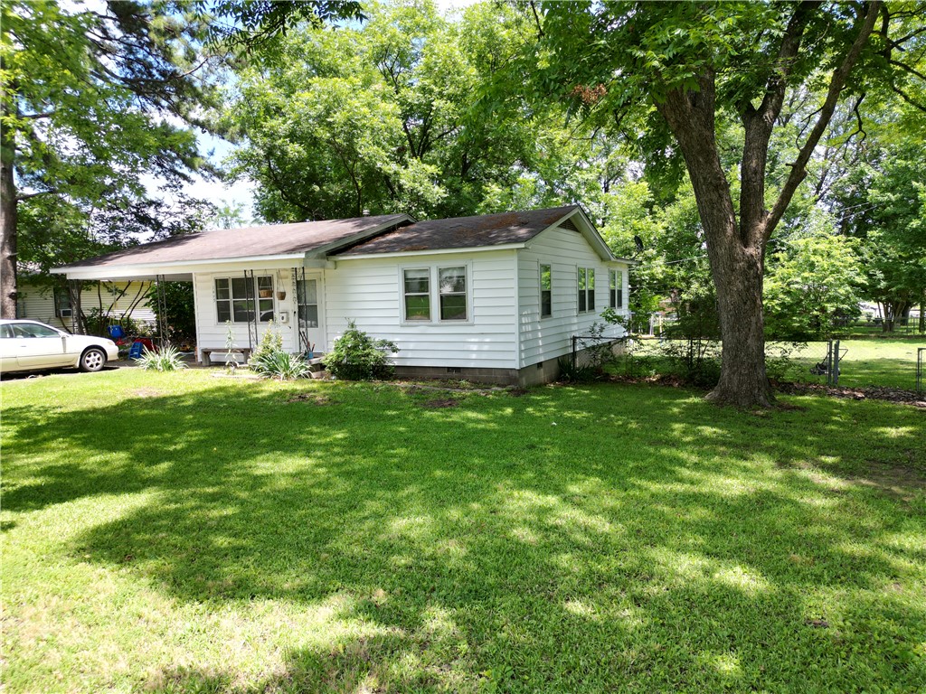 Conveniently located in the heart of Russellville, this 3-bedroom, 1-bath home offers 1,032 square feet of comfortable living space on a nice city lot. Recent updates include a HVAC system that is only 2 years old, providing added peace of mind for the new owner. Laminate flooring throughout creates a low-maintenance and inviting interior. Whether you're searching for an affordable place to call home or looking to expand your investment portfolio, this property offers excellent potential. Priced to sell and conveniently located near shopping, dining, schools, and local amenities, this is an opportunity you won't want to miss.