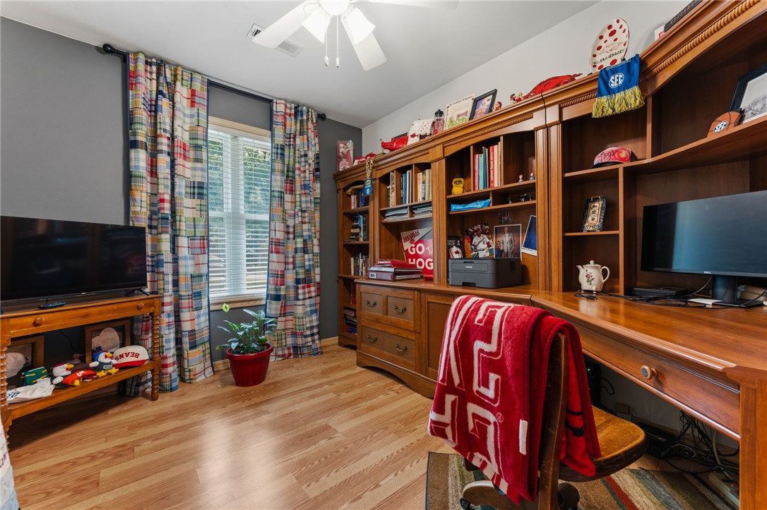 East Oaks Ph Ii - Residential