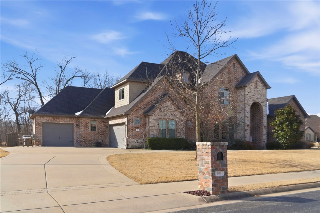Oak Tree Centerton - Residential