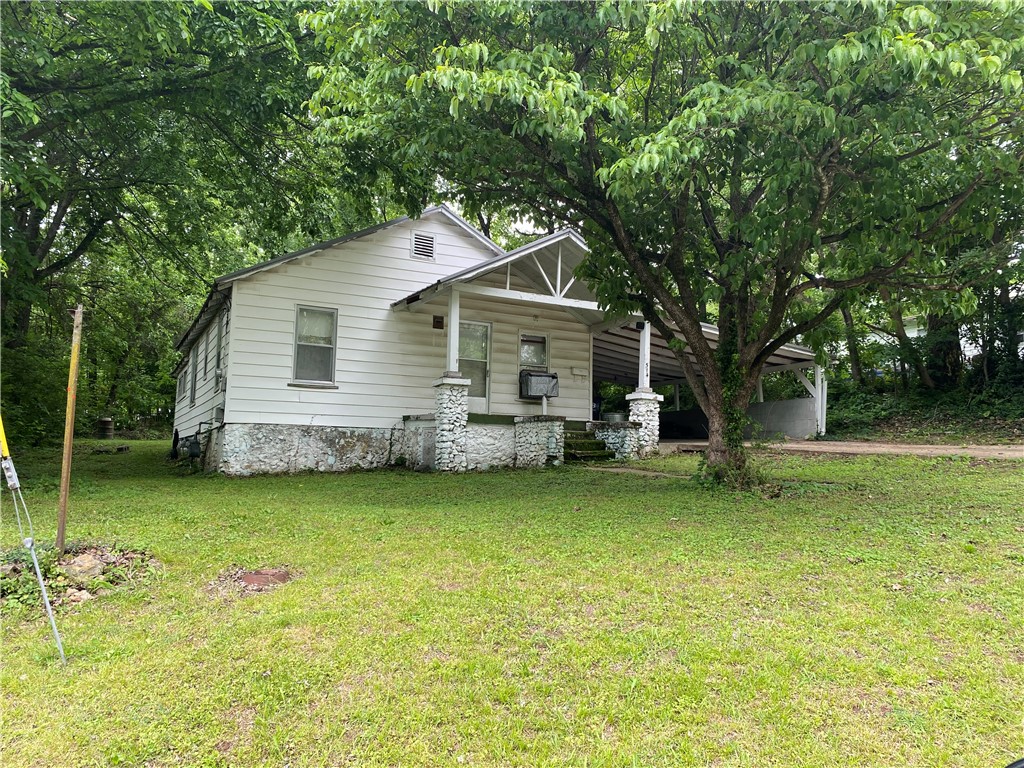 Package of 4 homes located at 506 N Liberty, 514 S Ash, 823 E Fick, and 423 N Olive. Homes will only be sold in a package. All are rented. Lease agreements have to be honored. Some of the properties are 1 bedroom and some are 2 bedroom. Total rents are $2350/mo. Tenant pays utilities. Tenants are long term. May be some variations in home amenities and sizes. 24-hour notice to show.
