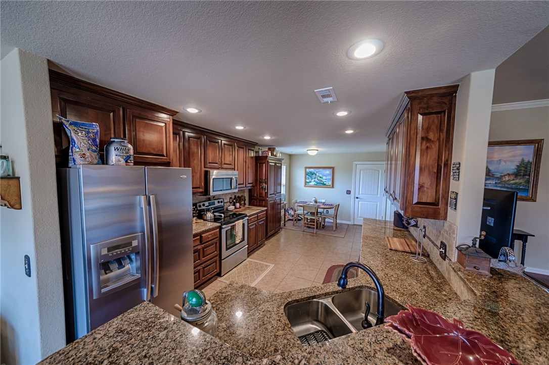 Black Springs - Residential