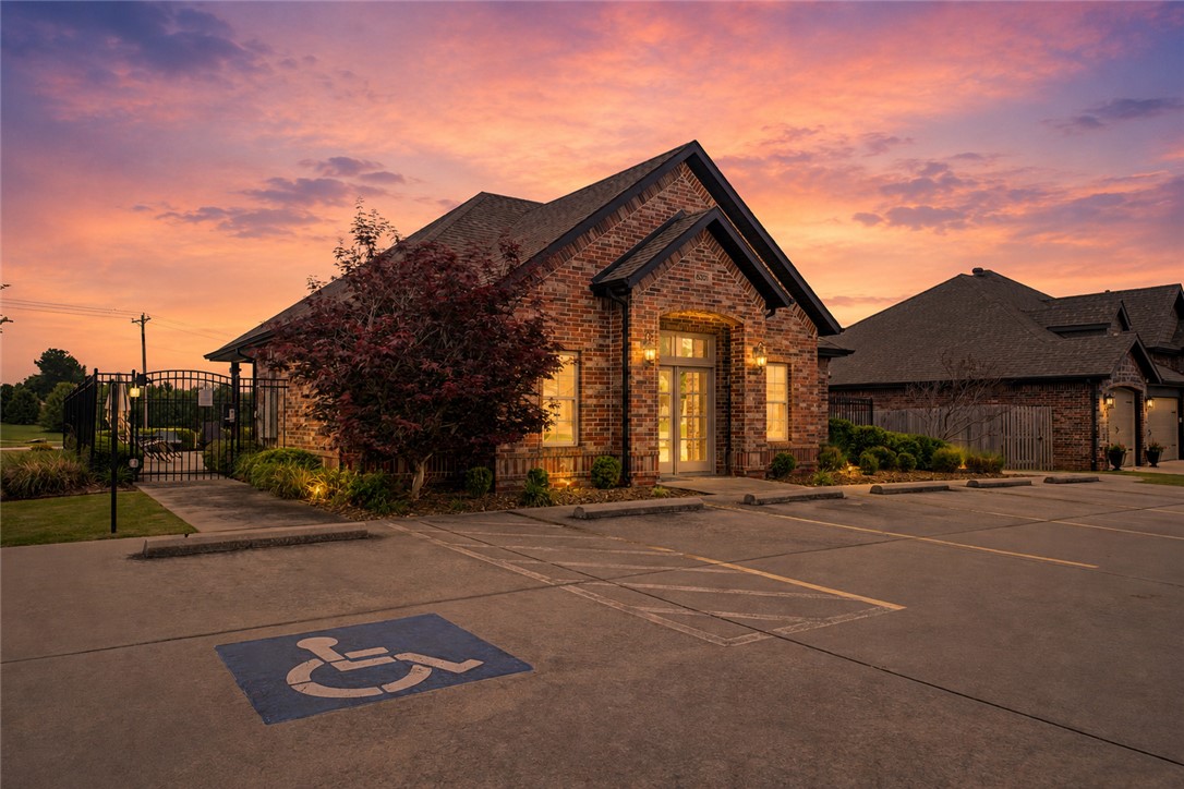 Iveys Ph I, The Rogers - Residential
