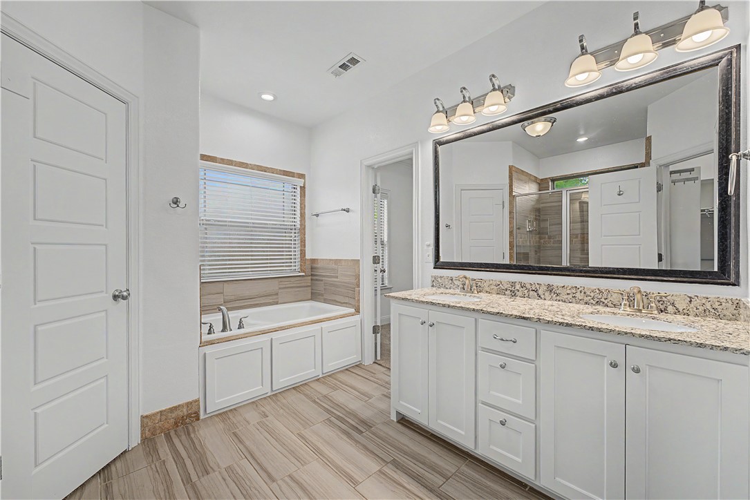 Iveys Ph I, The Rogers - Residential