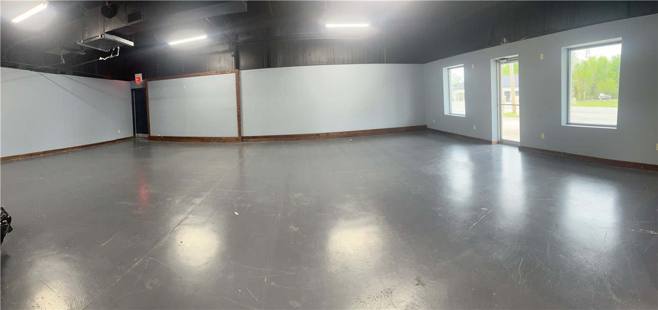 Carneys Corner Siloam Spgs - Commercial Lease