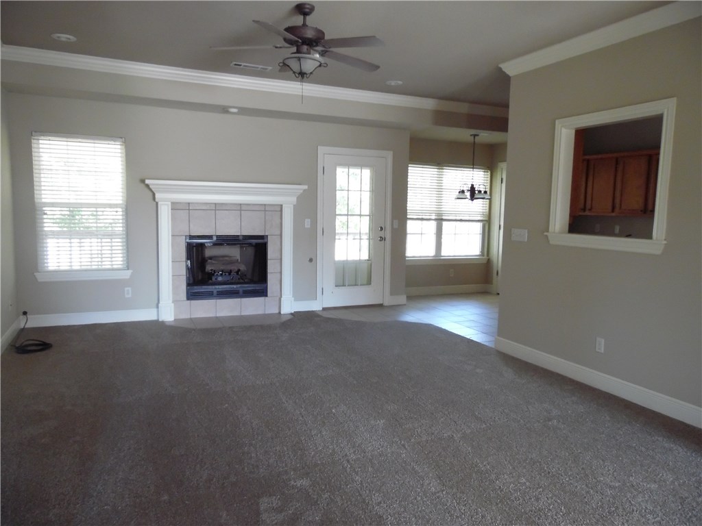 Tunbridge Wells Sub Bentonville - Residential Lease