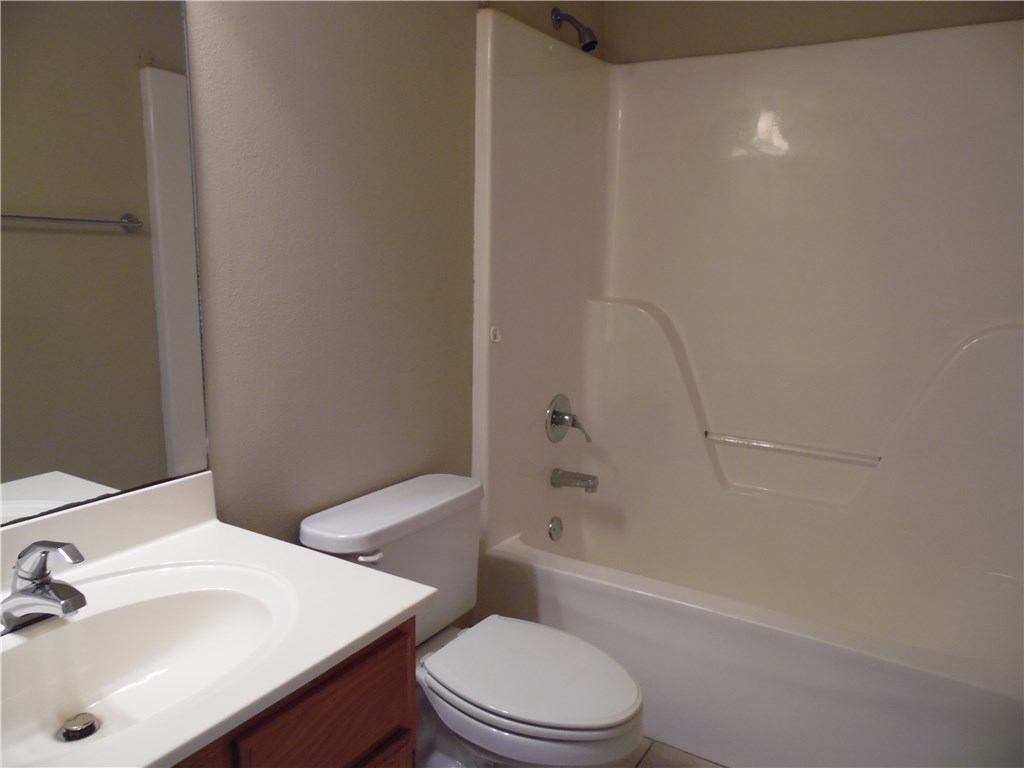Tunbridge Wells Sub Bentonville - Residential Lease