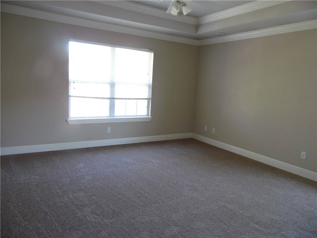 Tunbridge Wells Sub Bentonville - Residential Lease