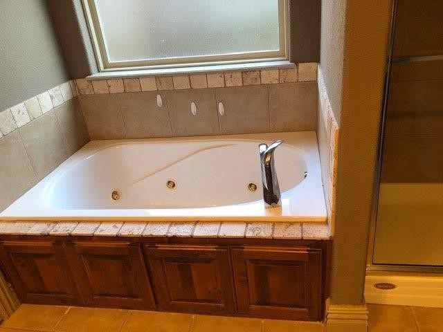 Dixieland Crossing Rogers - Residential Lease