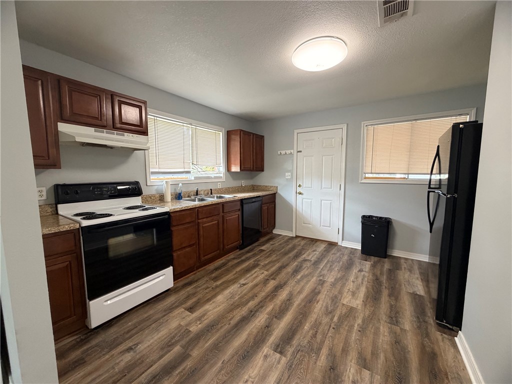 SIGLE ROGERS - Residential