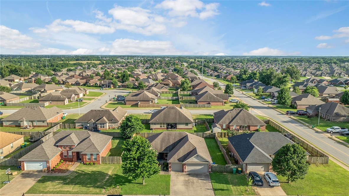 Sienna At Coopers Farm Ph II Centerton - Residential