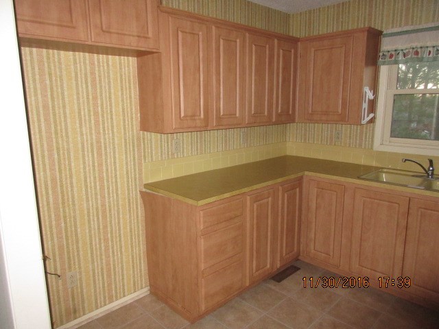 Townhouse Tct 3 A/K/A Drake Court Bvv - Residential