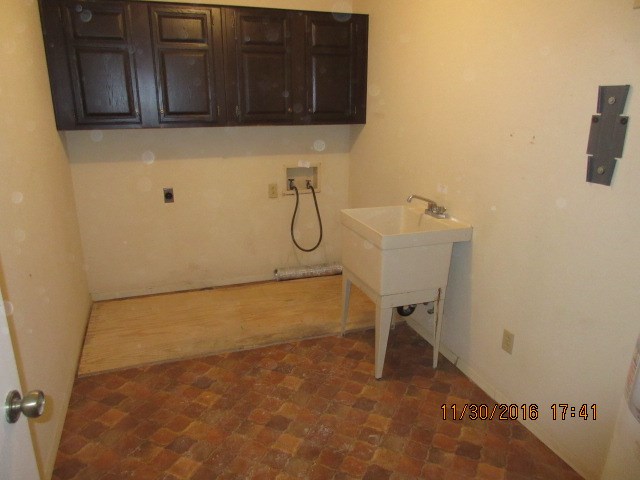 Townhouse Tct 3 A/K/A Drake Court Bvv - Residential